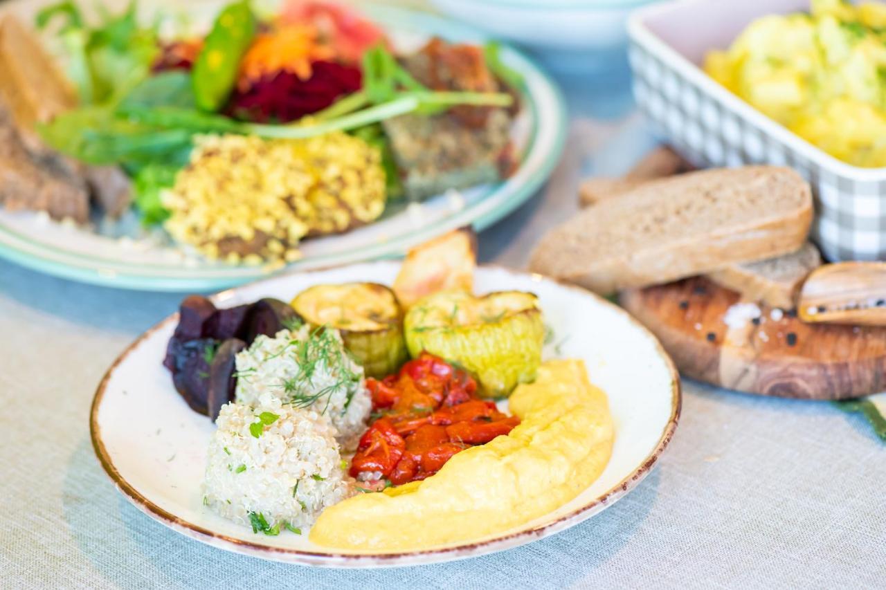 Vita Rama Holistic Hotel And Retreats - Vegan Full Board Obzor Esterno foto