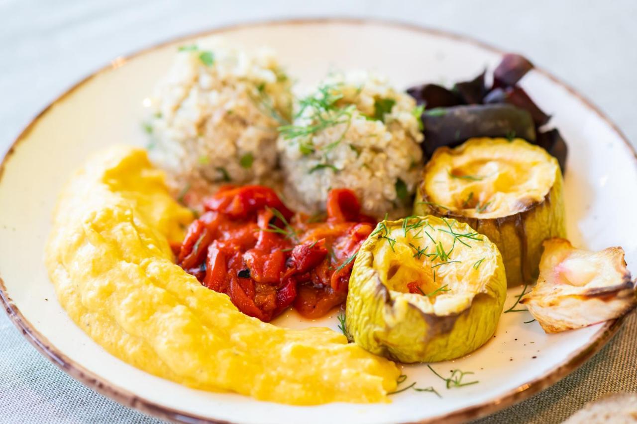 Vita Rama Holistic Hotel And Retreats - Vegan Full Board Obzor Esterno foto