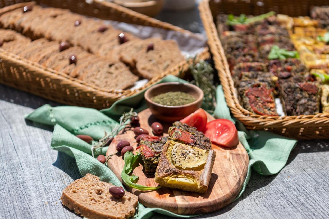 Vita Rama Holistic Hotel And Retreats - Vegan Full Board Obzor Esterno foto
